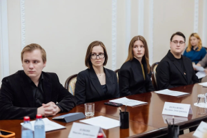 «Меньше слов, больше дел»: Губернатор Рязанской области встретился с молодёжным правительством