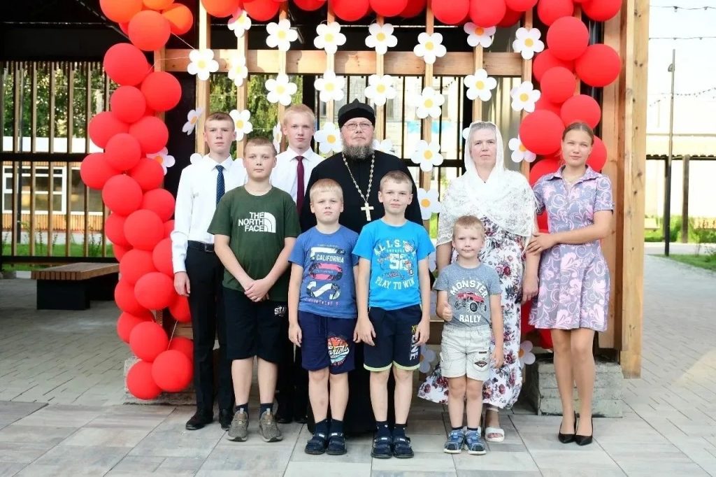 Рязанские семьи получили федеральные награды: звание «Мать-героиня» и медали ордена «Родительская слава»